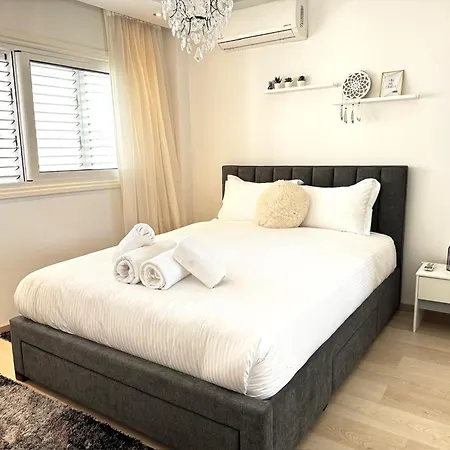 Wealthystays Duplex In The Heart Of 尼科西亚