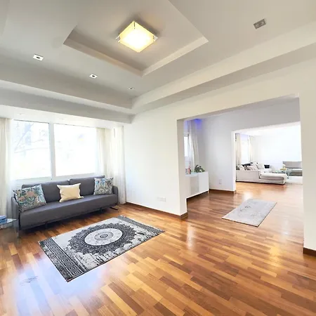 Wealthystays Duplex In The Heart Of Apartment *