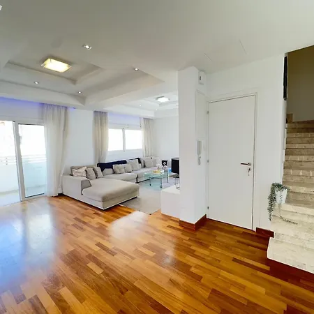 Wealthystays Duplex In The Heart Of Apartment