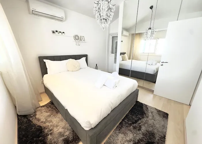 Wealthystays Duplex In The Heart Of アパート *