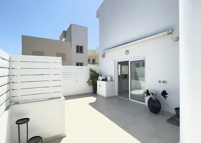 アパート Wealthystays Duplex In The Heart Of