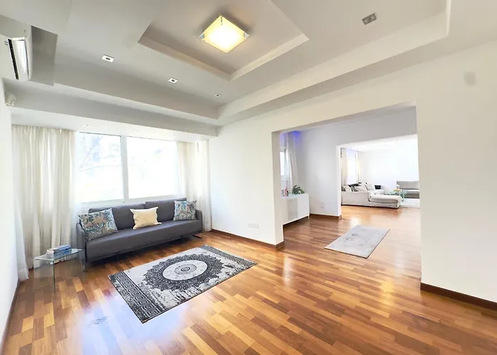 Wealthystays Duplex In The Heart Of アパート *