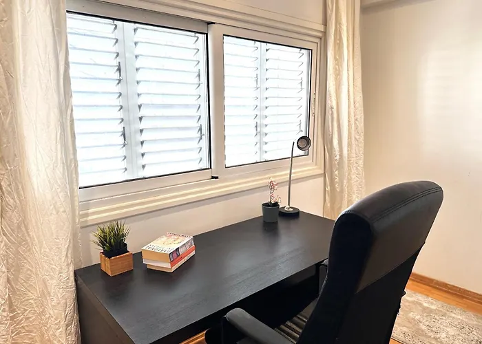 Wealthystays Duplex In The Heart Of